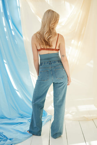 AtelierMelon-widejeans-light-back